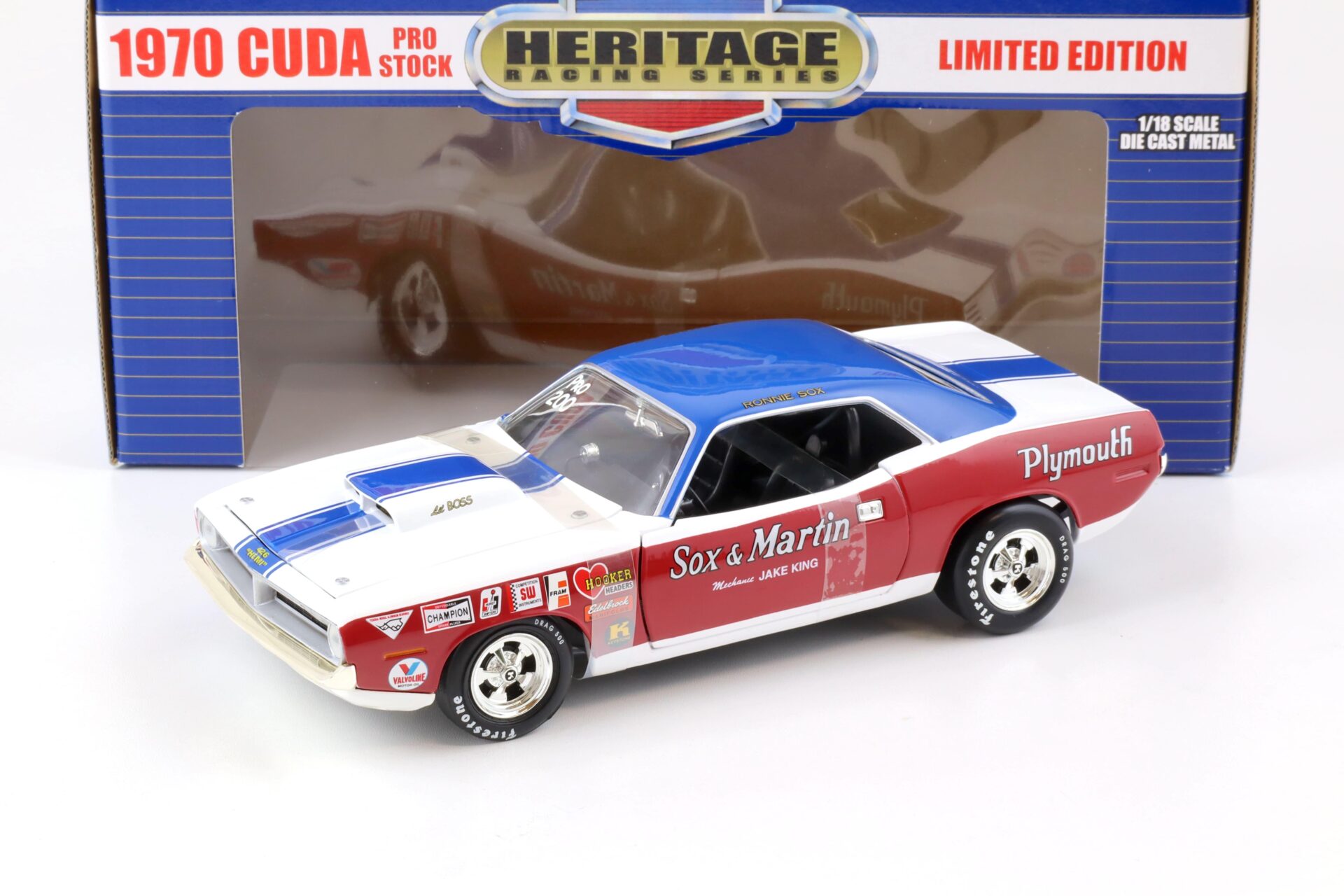 ID 76089 orig.jpg 1:18 ERTL SOX & MARTIN 1970 Plymouth Cuda Pro Stock white/ blue/red