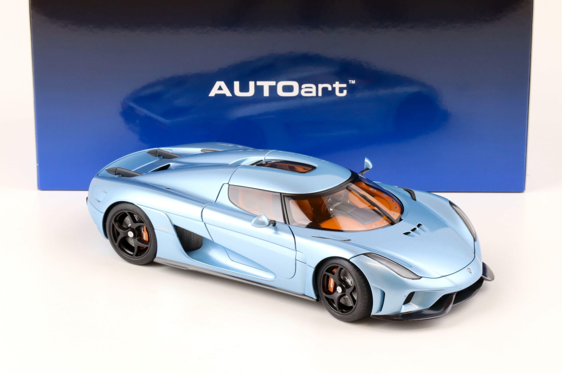 1:18 AUTOart Koenigsegg Regera 2016 horizon blue