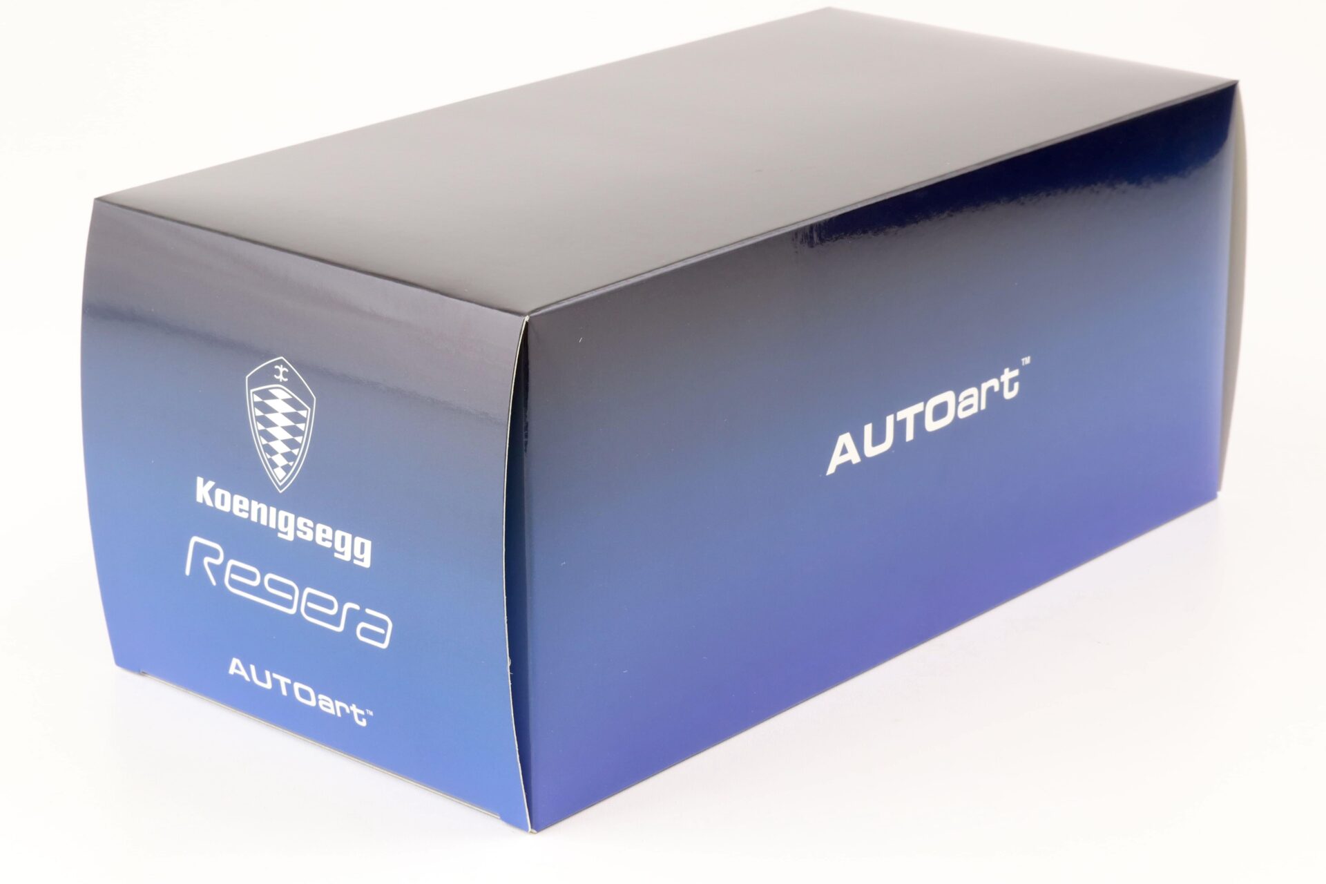 1:18 AUTOart Koenigsegg Regera 2016 horizon blue