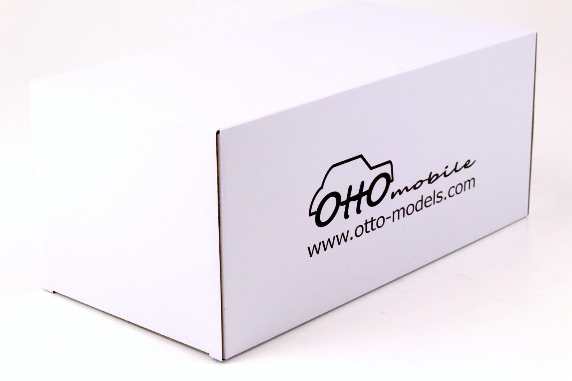 1:18 OTTO mobile OT944 BMW Alpina B10 E34 4.0 Touring blue metallic 1995