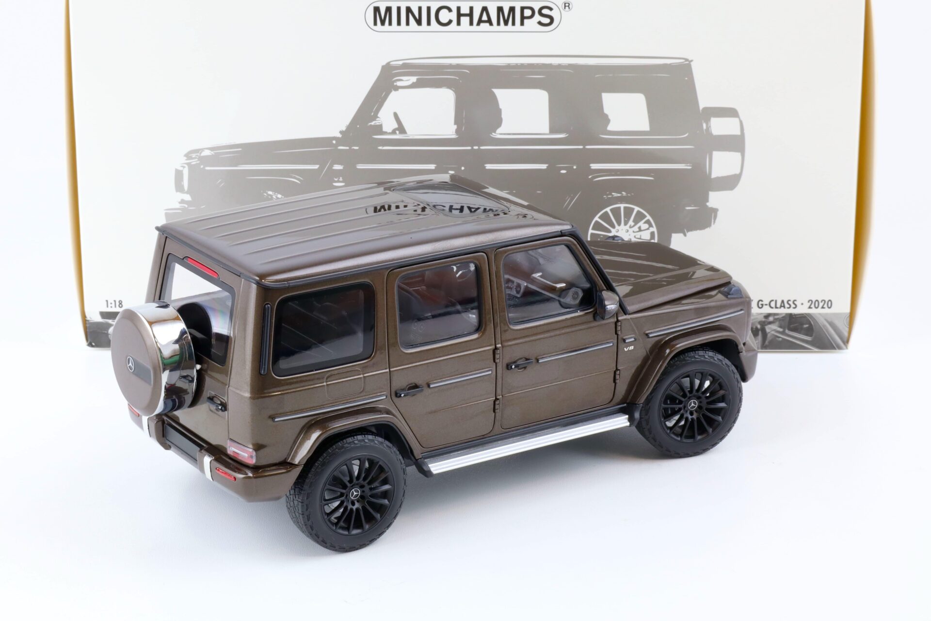 1:18 Minichamps Mercedes G-Class (W 463) 2020 brown metallic