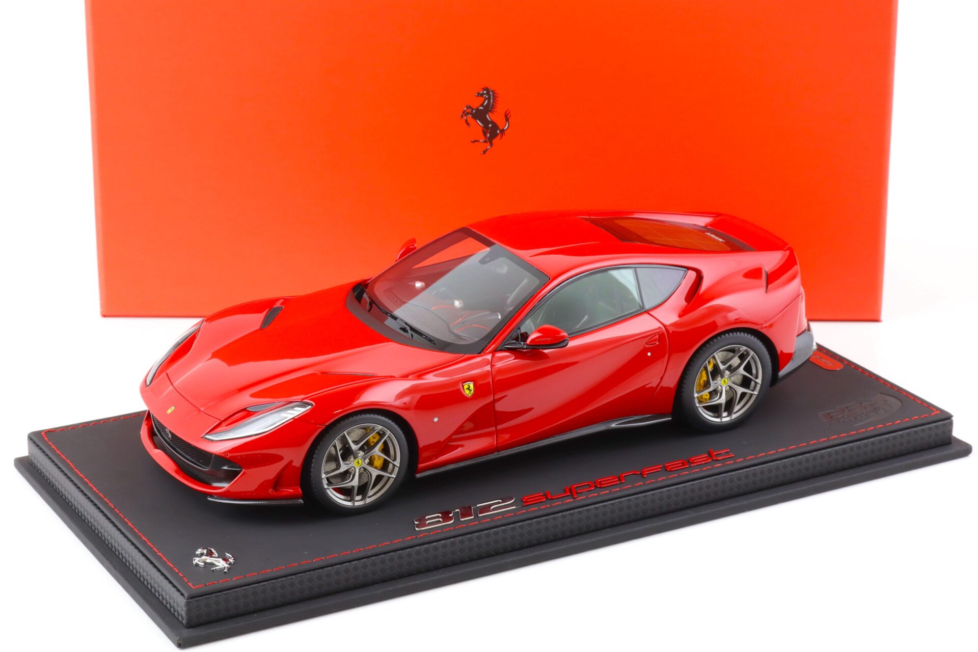 ID 76287 orig.jpg 1:18 BBR Ferrari 812 Superfast 2017 Rosso Corsa 322 red - Limited 212 pcs.
