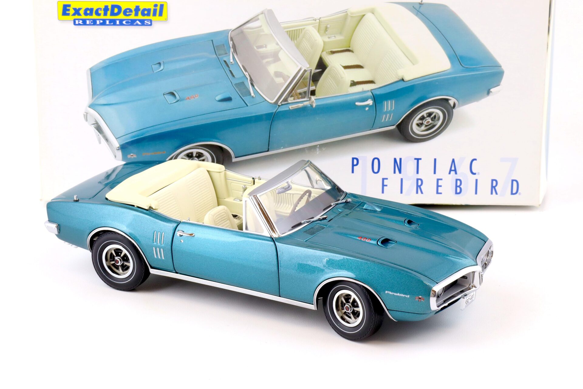 1:18 Exact Detail 1967 Pontiac Firebird 400 Convertible light blue/ white