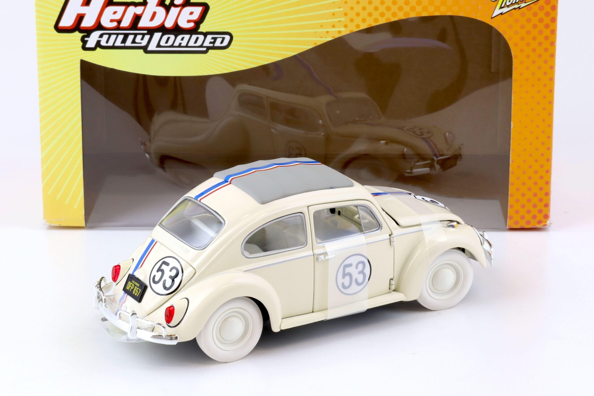 1:18 Johnny Lightning VW Käfer Herbie Fully Loaded #53 white