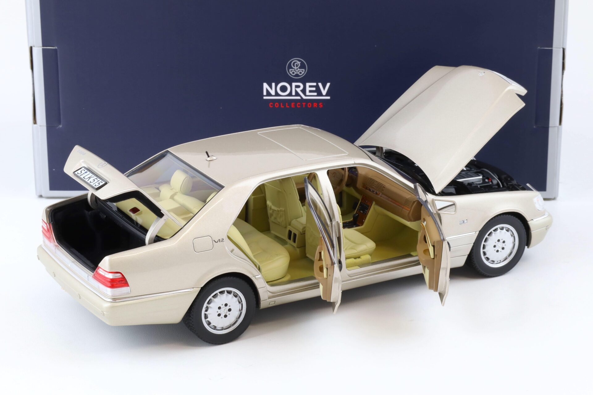 1:18 Norev Mercedes S-Klasse S600 W140 Limousine 1997 Smoke silver metallic