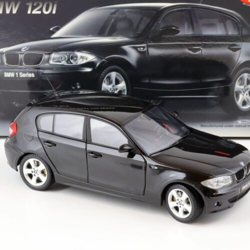 1:18 Kyosho BMW 120i 1er (E87) black 08721BK