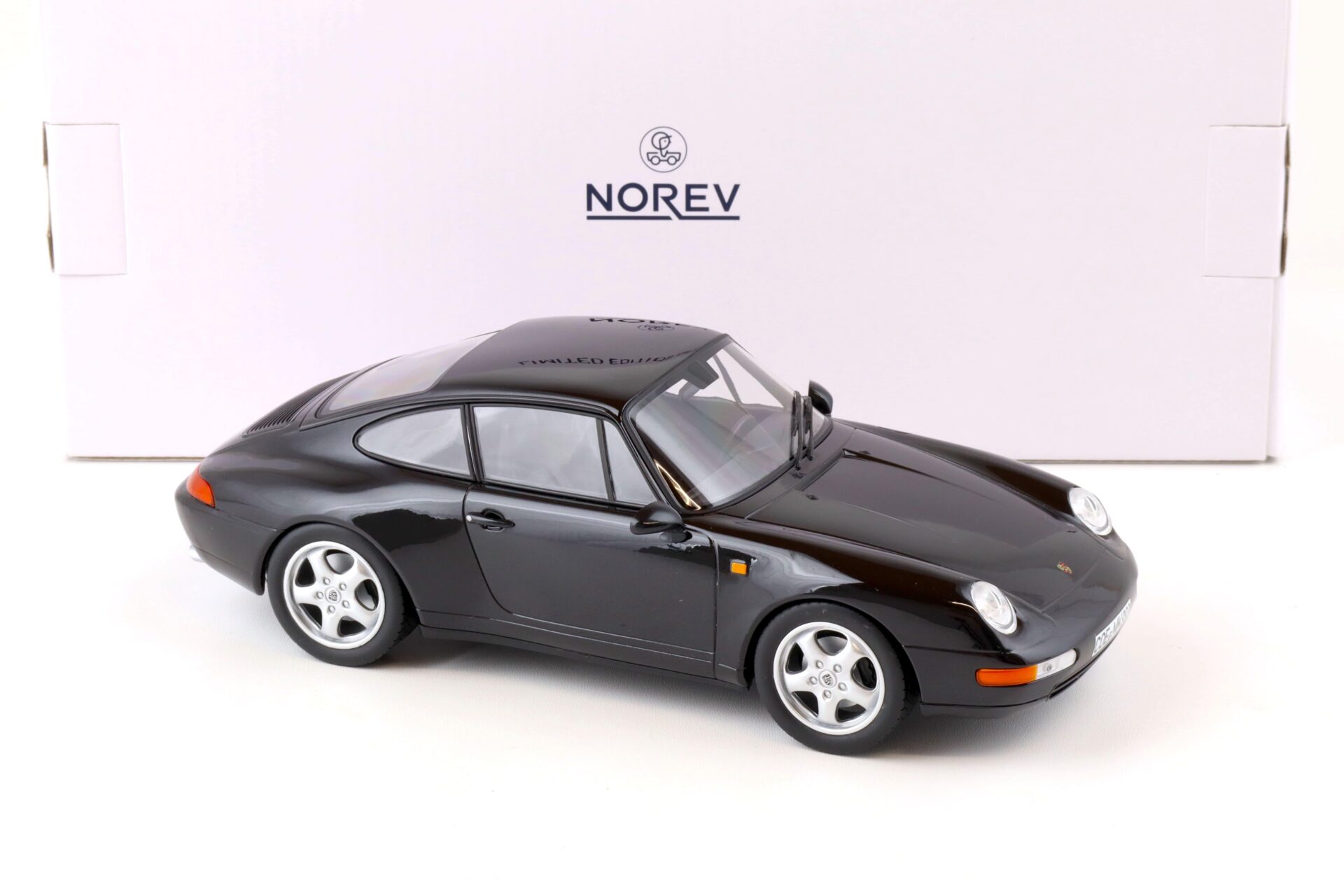 1:18 Norev Porsche 911 (993) Carrera Coupe 1993 black metallic