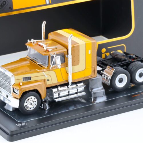 1:43 IXO Ford LTL-9000 SZM Truck 1978 metallic brown/ orange+beige