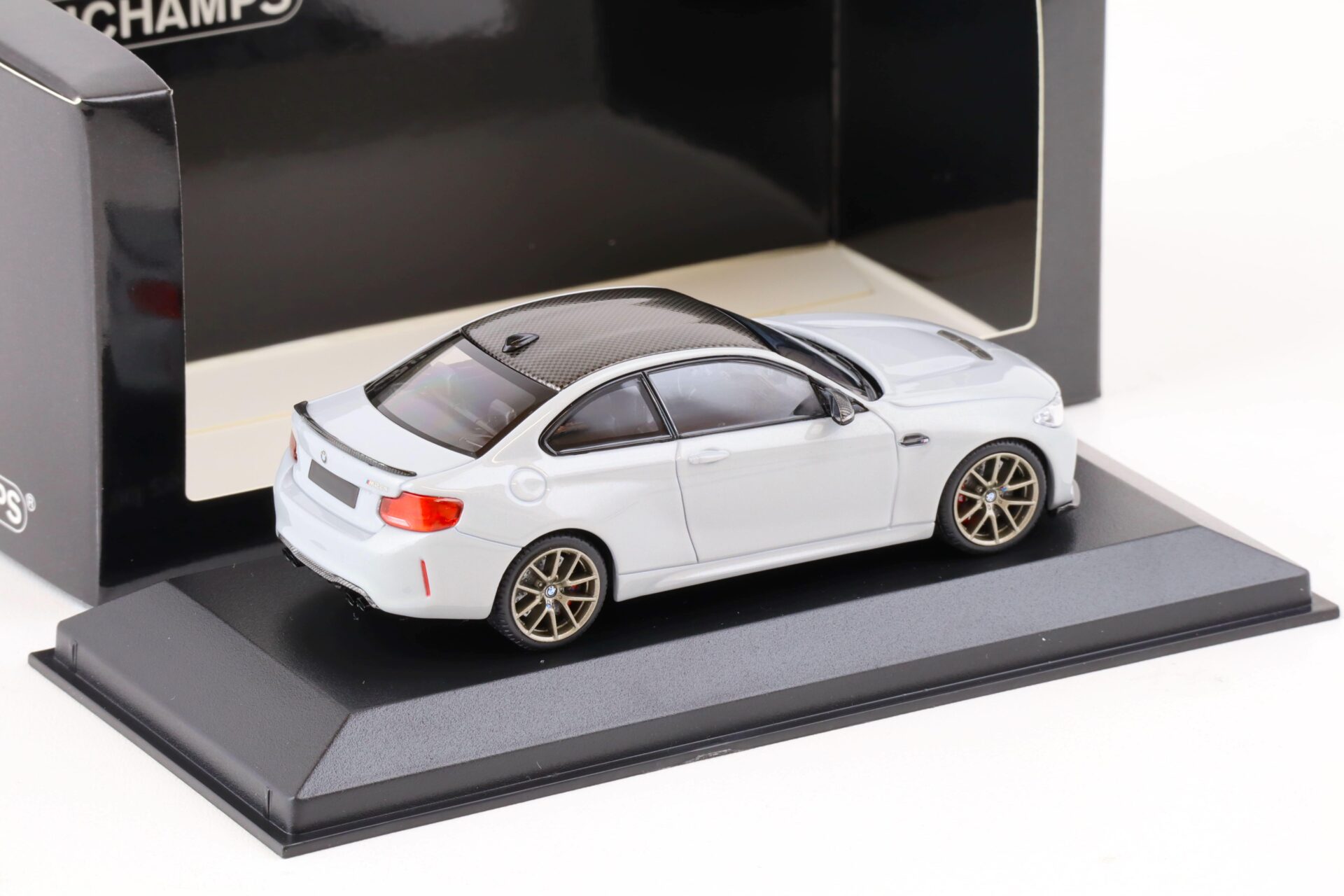 1:43 Minichamps BMW M2 CS Coupe Hockenheim silver/ gold wheels 2020
