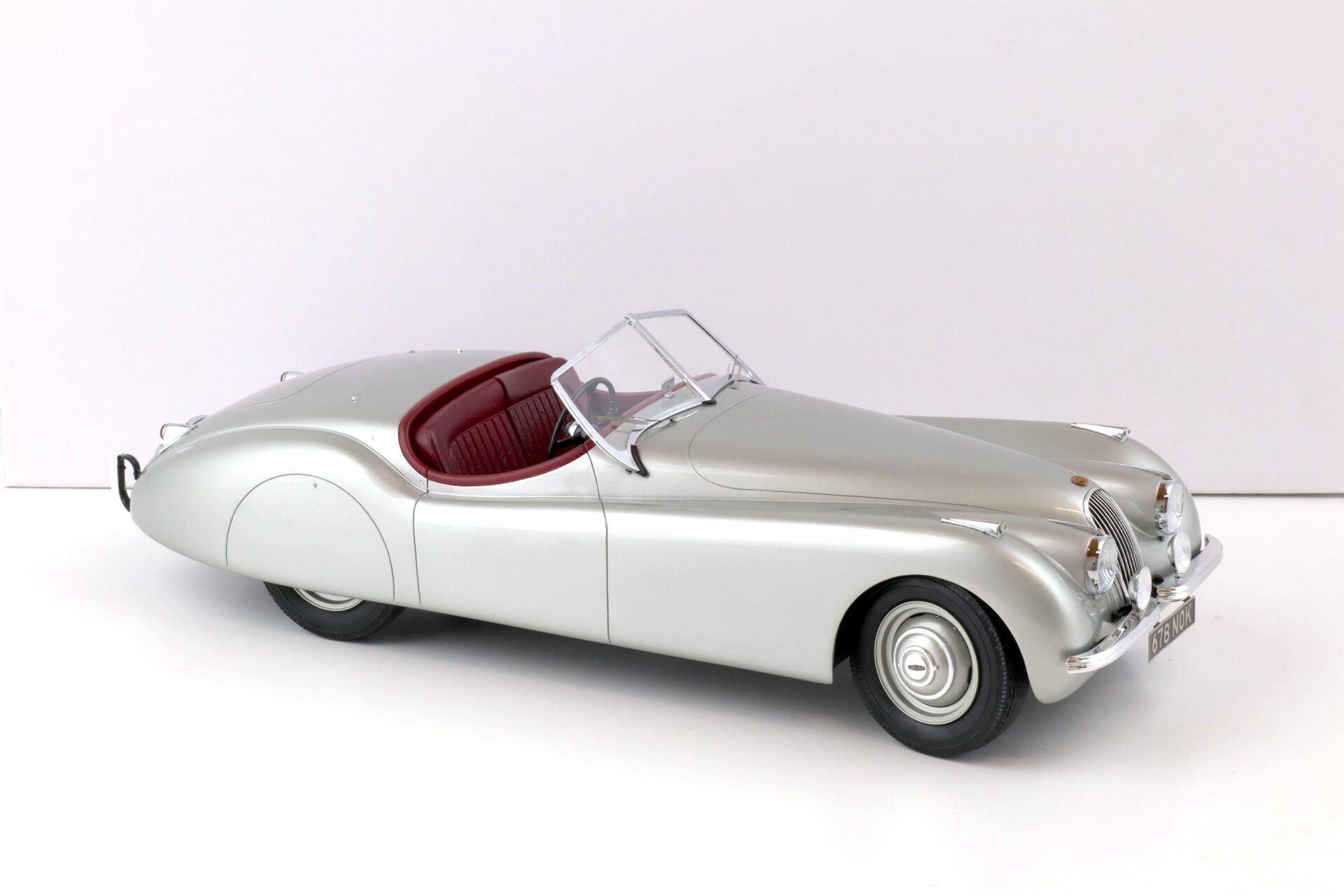 1:12 12ART Fine Model Cars Jaguar XK120 OTS Cabriolet RHD silver 1953