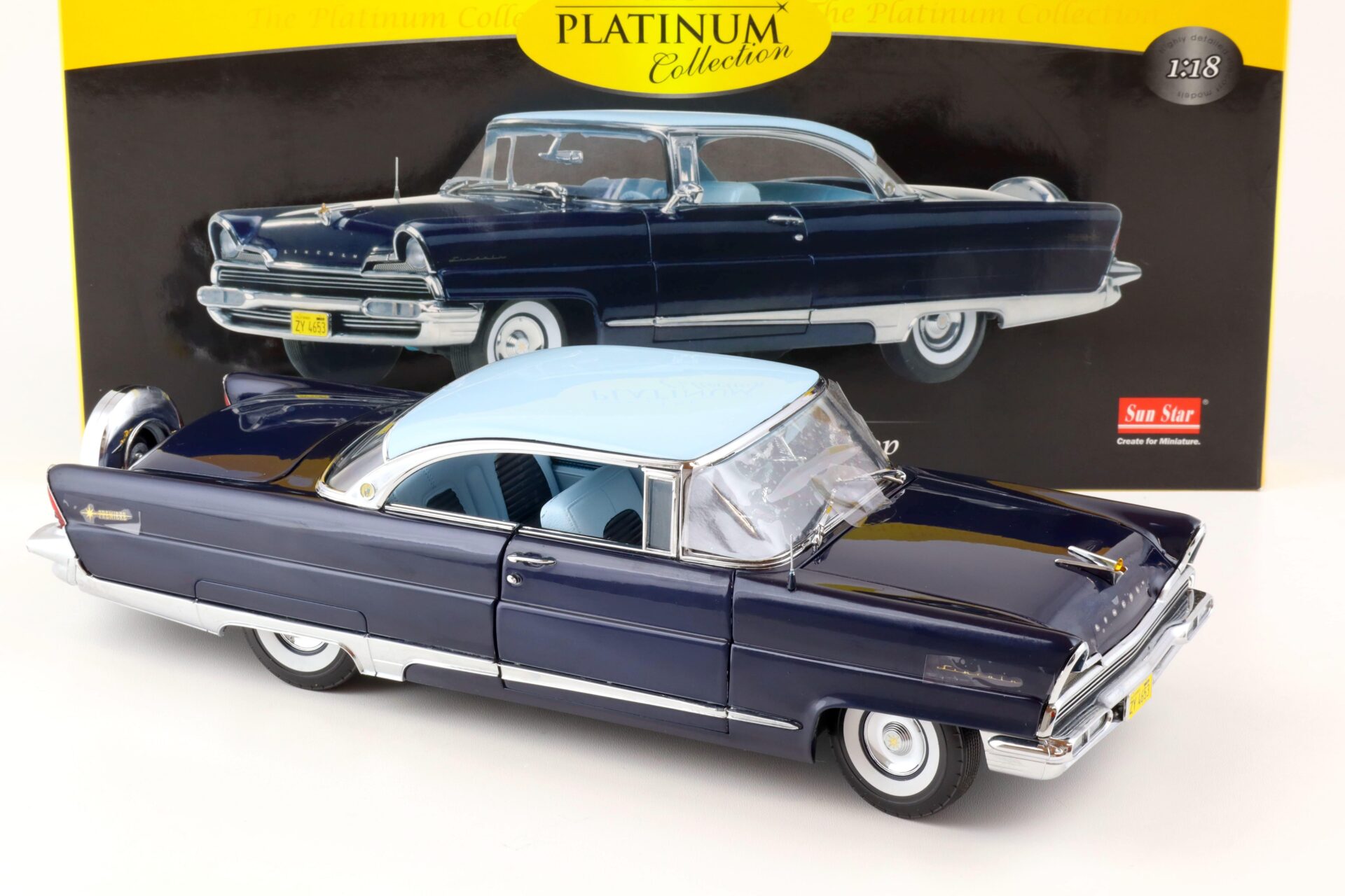1:18 Sun Star 1956 Lincoln Premiere Hard Top Fairmont blue/ Admiralty blue