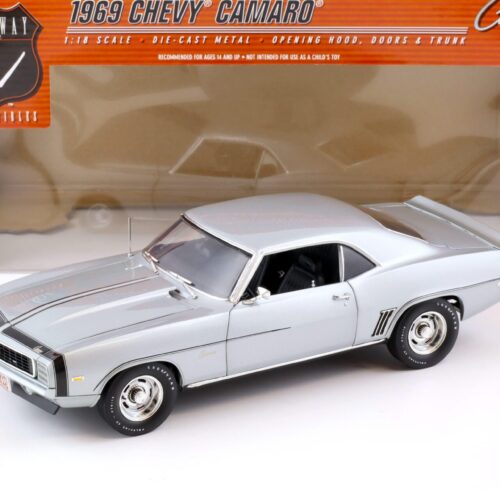 1:18 Highway61 Chevrolet Camaro ZL-1 COPO RS - 427 Coupe 1969 silver metallic