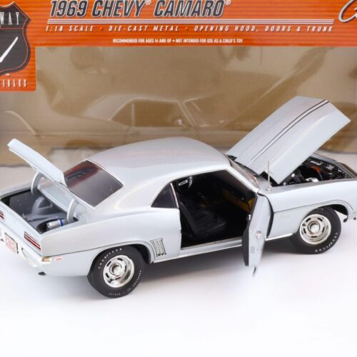 1:18 Highway61 Chevrolet Camaro ZL-1 COPO RS - 427 Coupe 1969 silver metallic