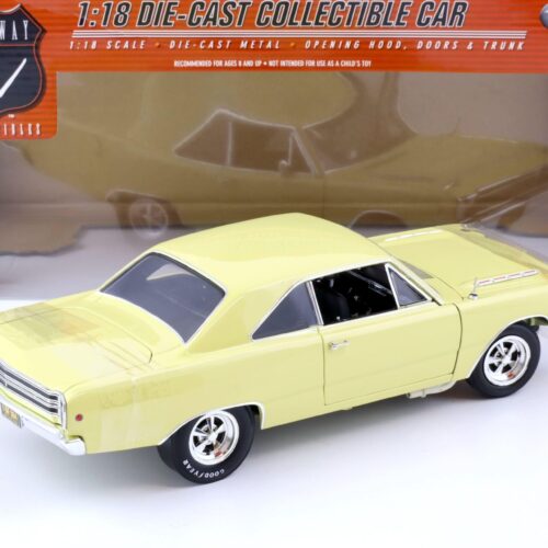 1:18 Highway61 Dodge Dart Coupe 1968 yellow