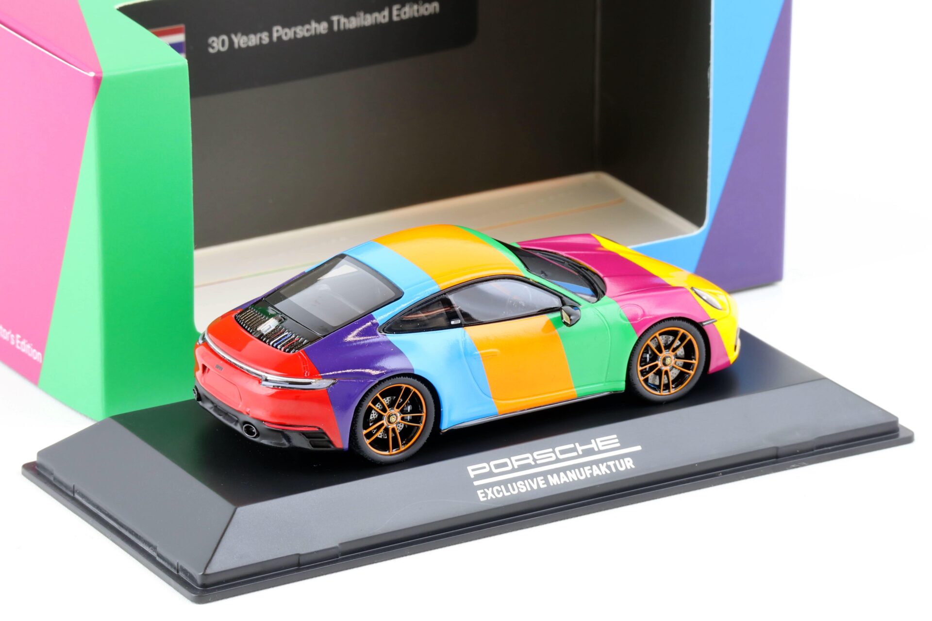 1:43 Spark Porsche 911 (992) Carrera GTS "30 Years Porsche Thailand" WAP DEALER