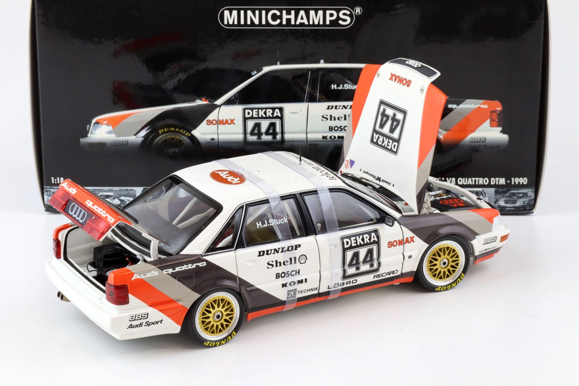 1:18 Minichamps Audi V8 Quattro DTM 1990 Team SMS #44 H.J. Stuck