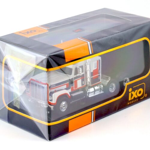 1:43 IXO International Transtar 4300 SZM Truck white/blue/red 1980