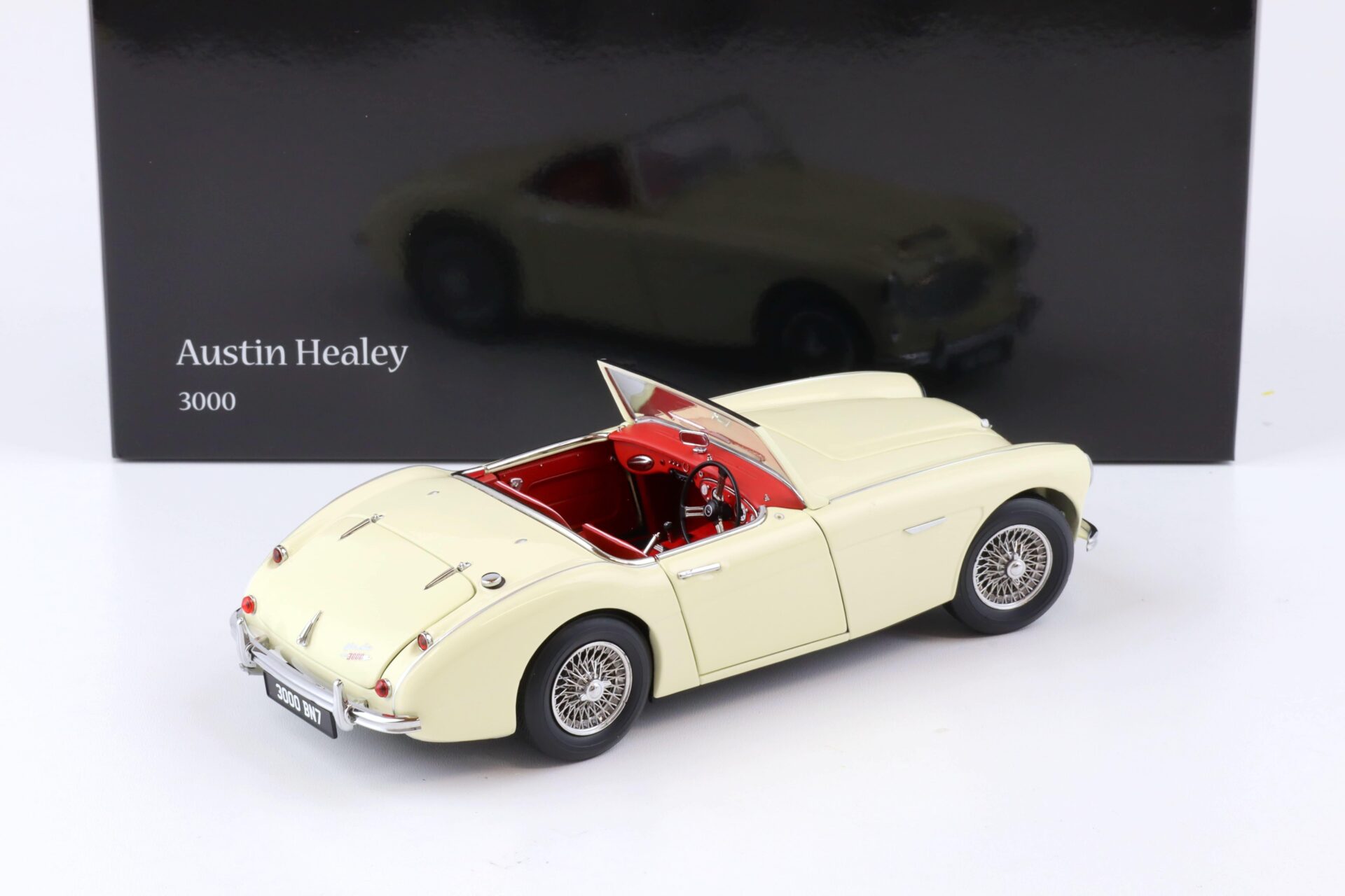 1:18 Kyosho Austin Healey 3000 MK-1 (BN7) Roadster English white 1960