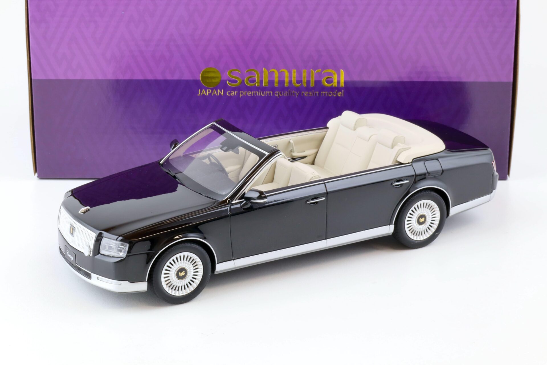 1:18 Kyosho Samurai Toyota Century Convertible open 2019 black