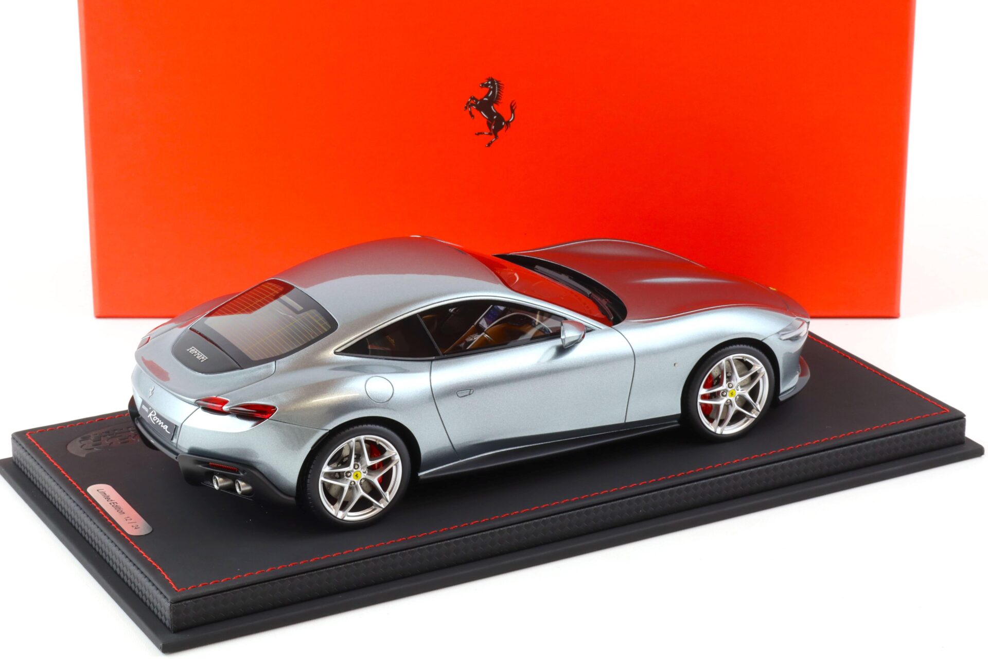1:18 BBR Ferrari Roma Grigio Titan 3239 grey with showcase - Limited 24 pcs.