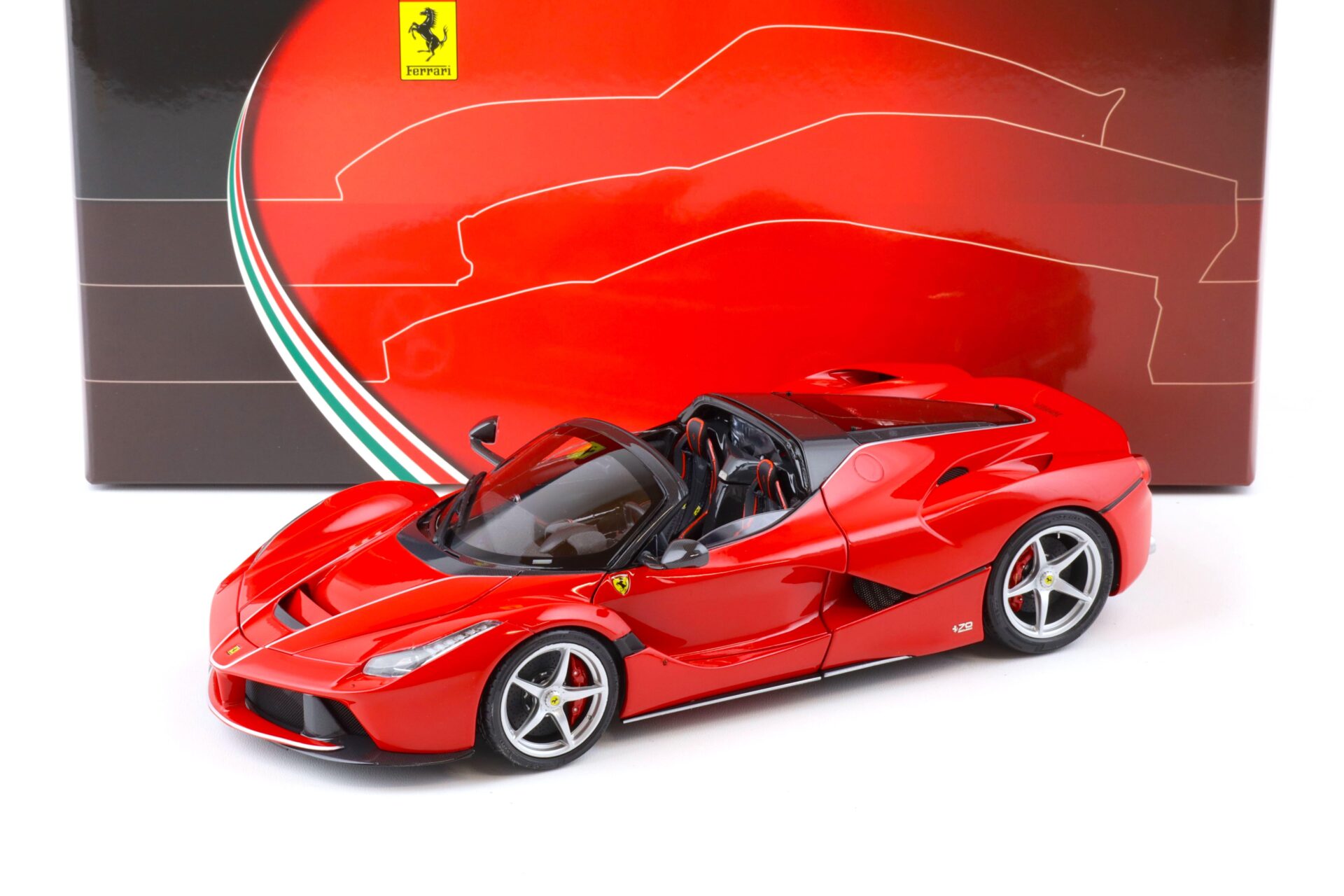 ID 78779 orig.jpg 1:18 BBR Ferrari LaFerrari Aperta Rosso Corsa 322 red Die-Cast
