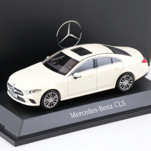 1:43 Norev Mercedes CLS Coupe C257 diamond white 2018 DEALER VERSION