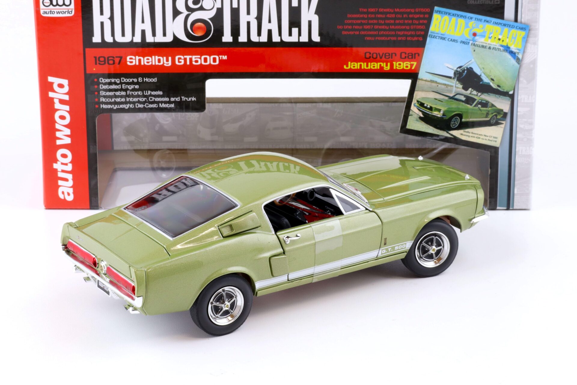 1:18 Auto World 1967 Shelby GT500 Coupe green metallic/ white Road Track Car Cover