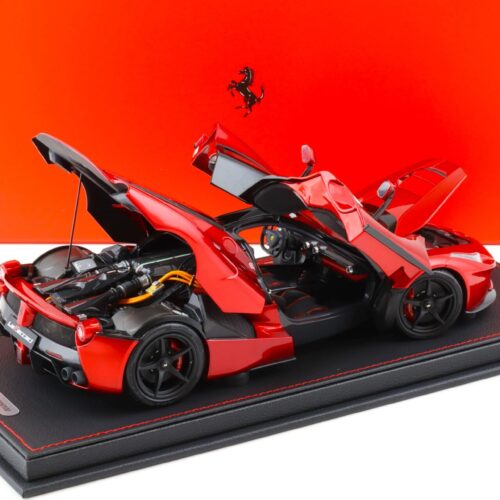 1:18 BBR Ferrari LaFerrari Rosso Fuoco metallic red Die-Cast - Limited 100 pcs.