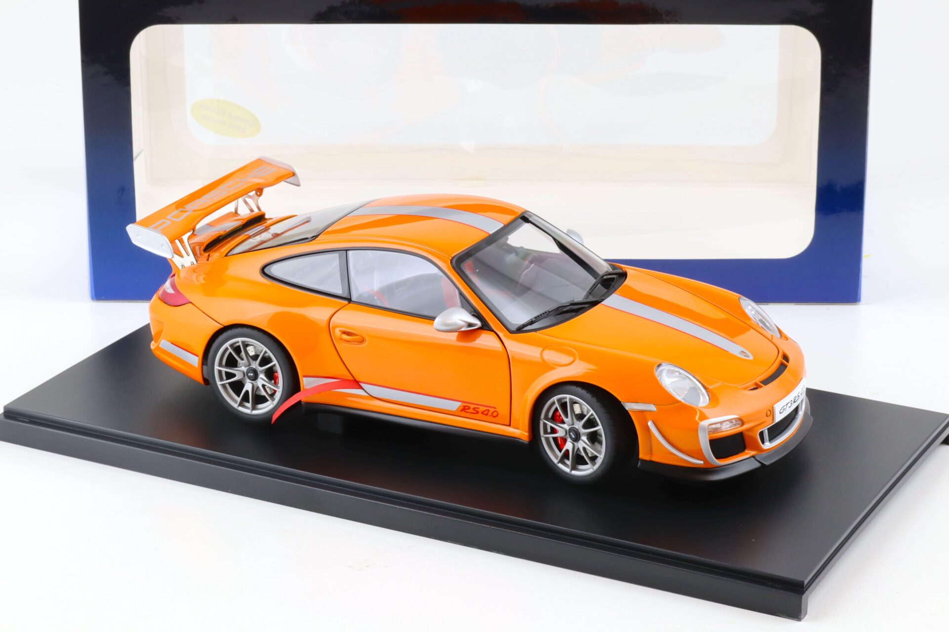 1:18 AUTOart Porsche 911 (997) GT3 RS 4.0 orange 78148