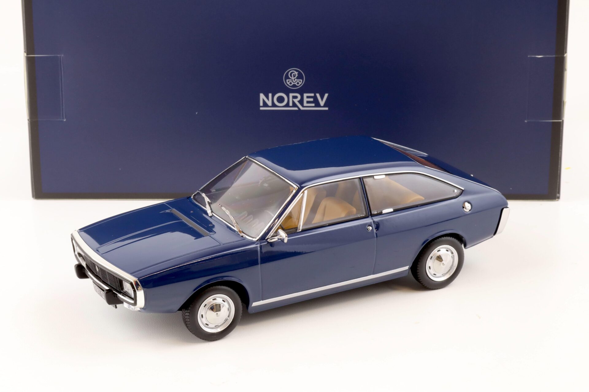 1:18 Norev Renault 15 TL 1973 dark blue - Limited 300 pcs.