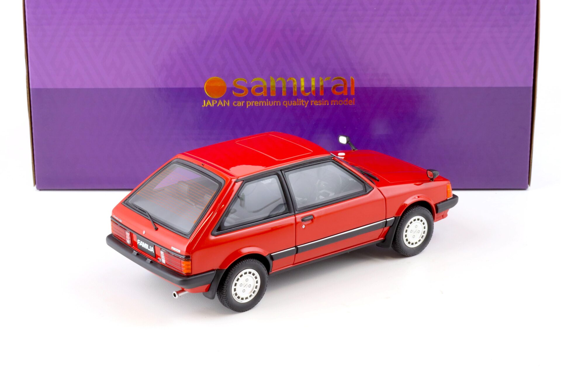 1:18 Kyosho Samurai 1980 Mazda Familia XG red KSR18049R