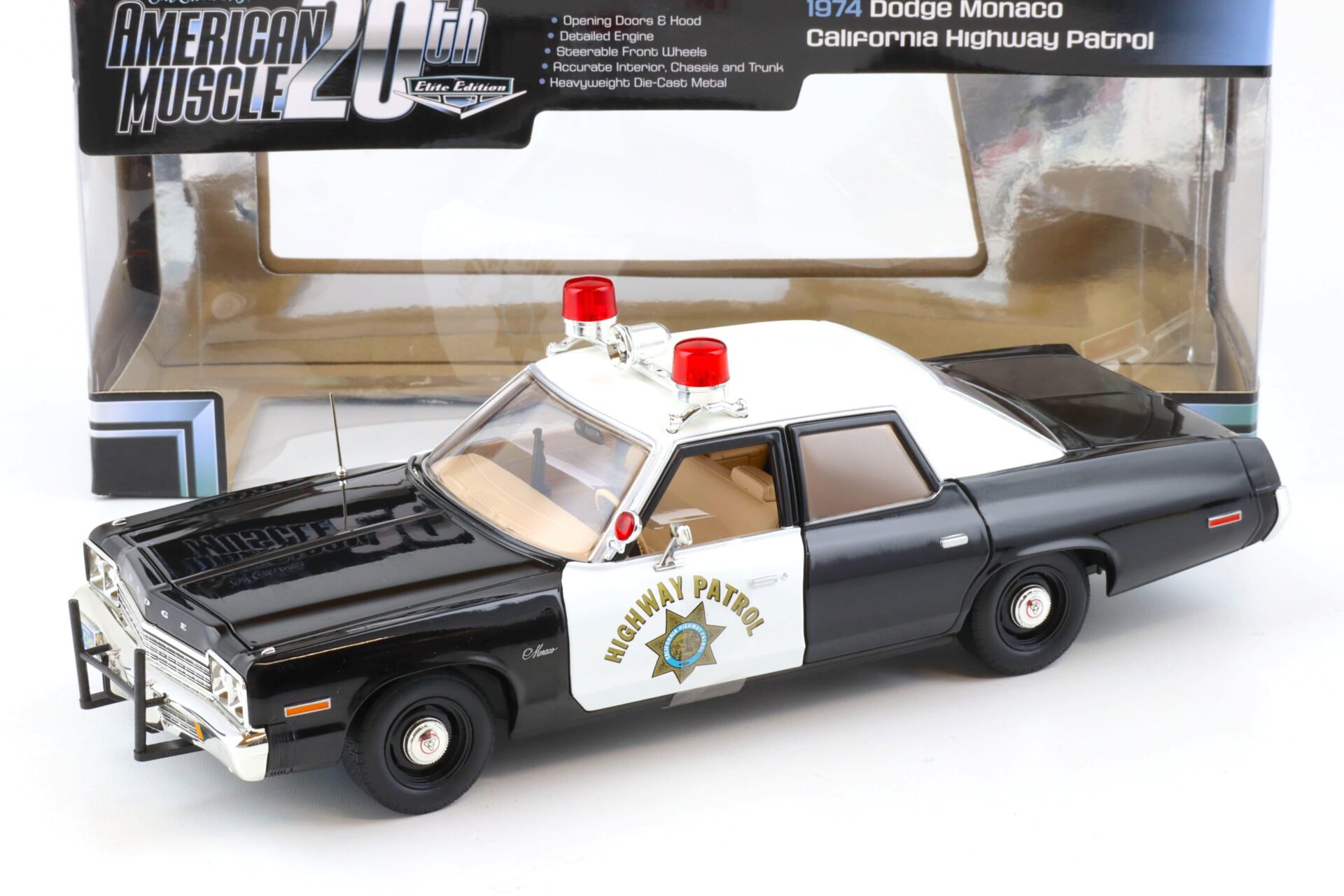 1:18 ERTL Elite Edition 1974 Dodge Monaco California Highway Patrol white/ black