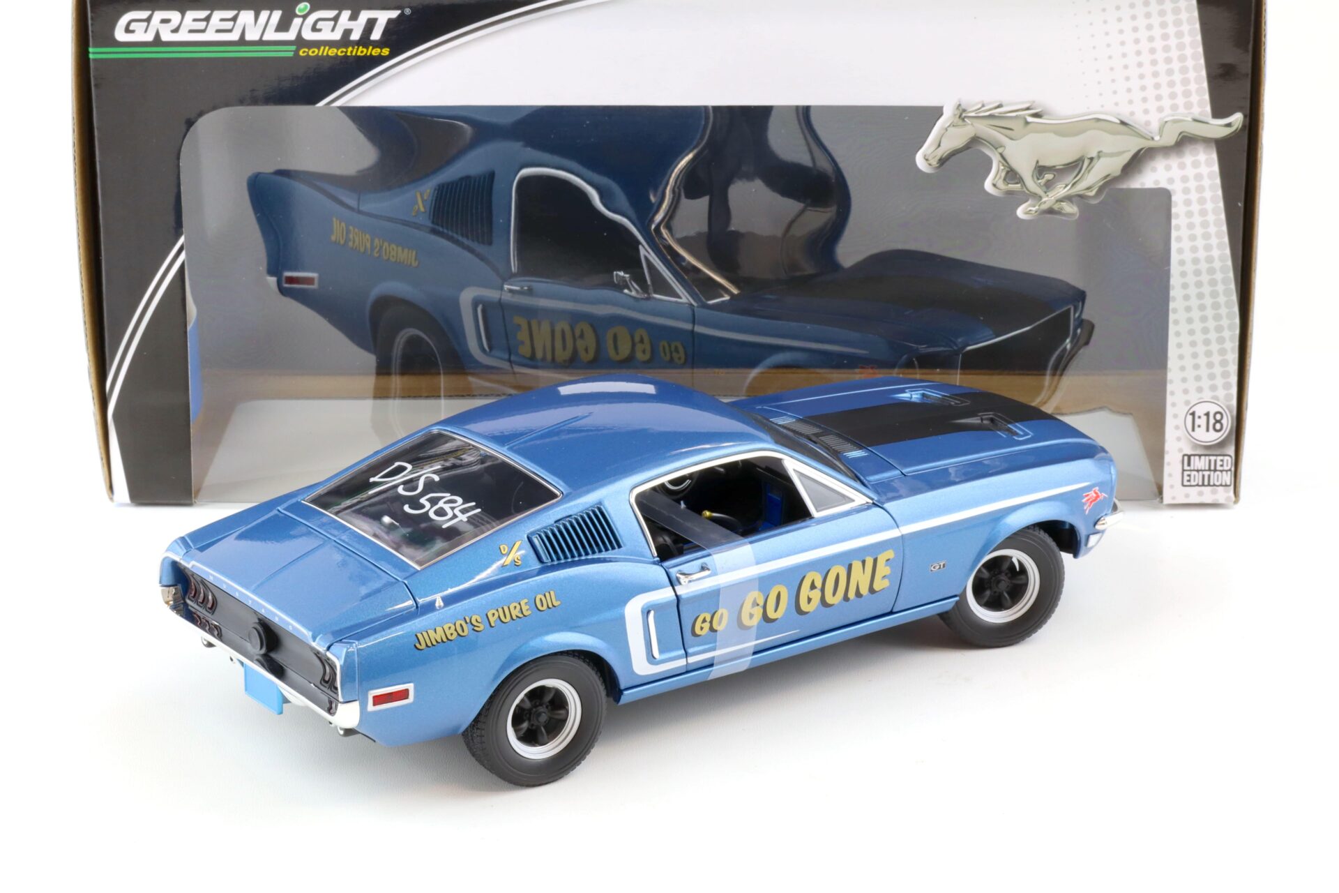 1:18 Greenlight 1968 Ford Mustang 2+2 Fastback Go Go Gone D/S 584 blue metallic