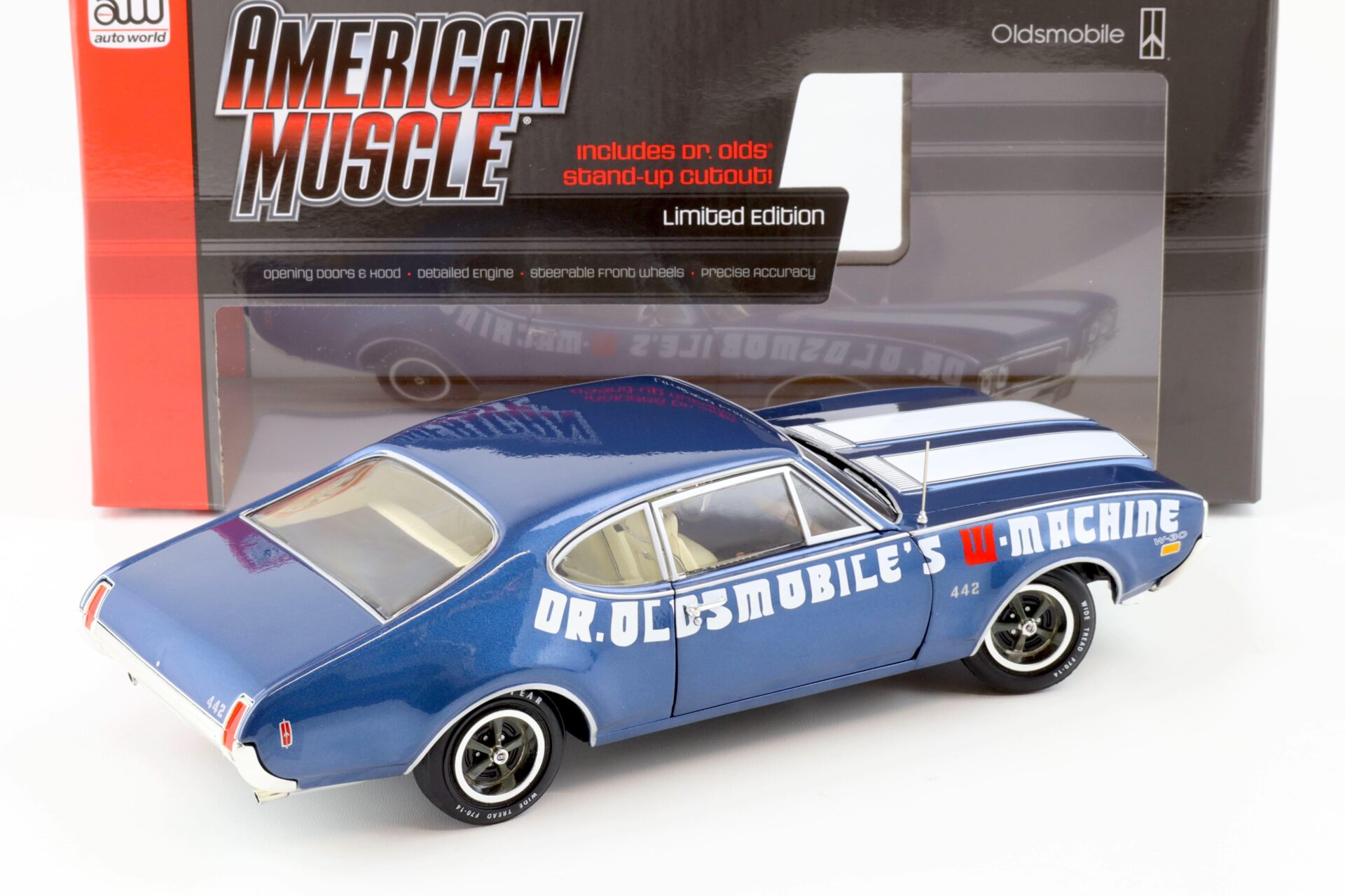 1:18 Auto World 1969 Oldsmobile 442 W-30 Coupe Dr. OldsmobileÂ´s W-Machine blue