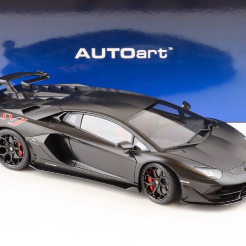 1:18 AUTOart Lamborghini Aventador SVJ 2019 Nero Nemesis/ matt black