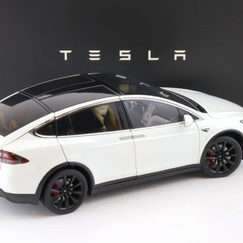 1:18 Original Tesla Model X P100D white Diecast DEALER VERSION