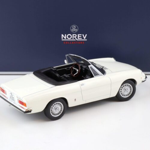1:18 Norev Alfa Romeo 2000 Spider with Top 1978 white