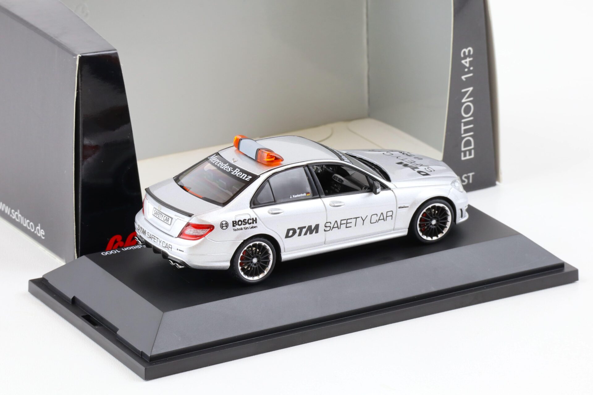 1:43 Schuco Mercedes C63 AMG (W204) Limousine Mopf DTM Safety Car 2011