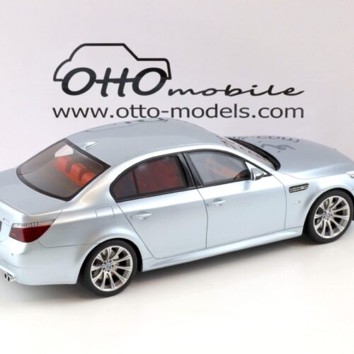 1:18 OTTO mobile OT426 BMW M5 (E60) Phase 2 Limousine silver 2008