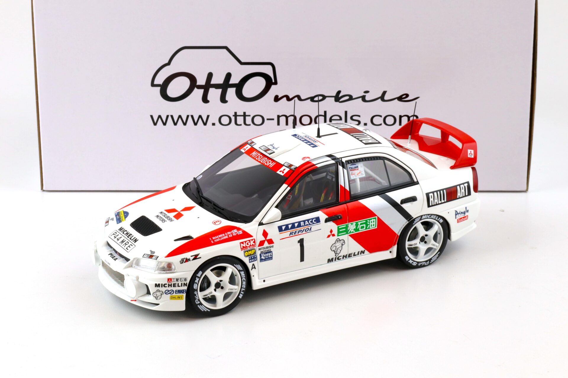 1:18 OTTO mobile OT409 Mitsubishi Lancer EVO IV Rally Catalunya 1997 Makinen