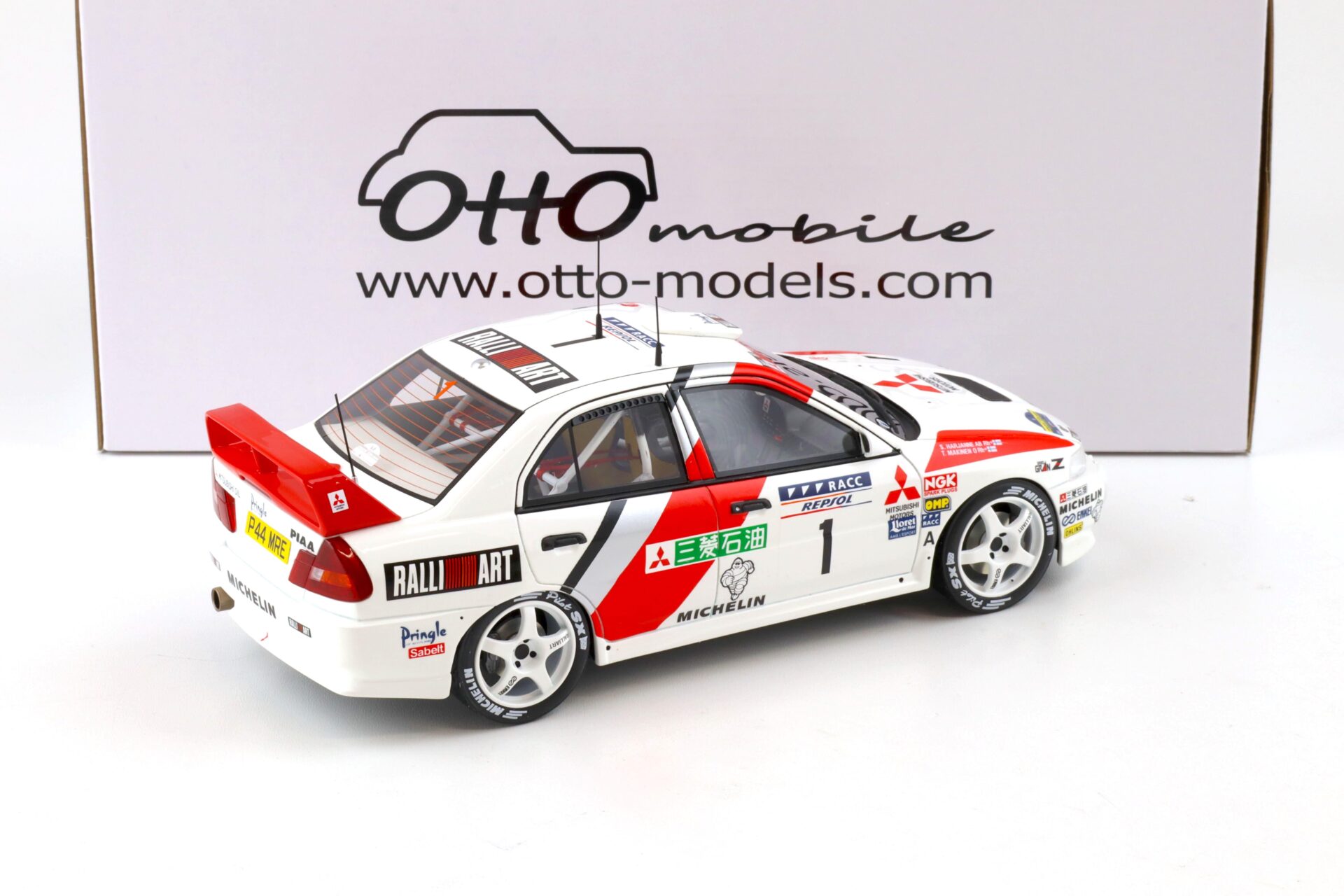1:18 OTTO mobile OT409 Mitsubishi Lancer EVO IV Rally Catalunya 1997 Makinen