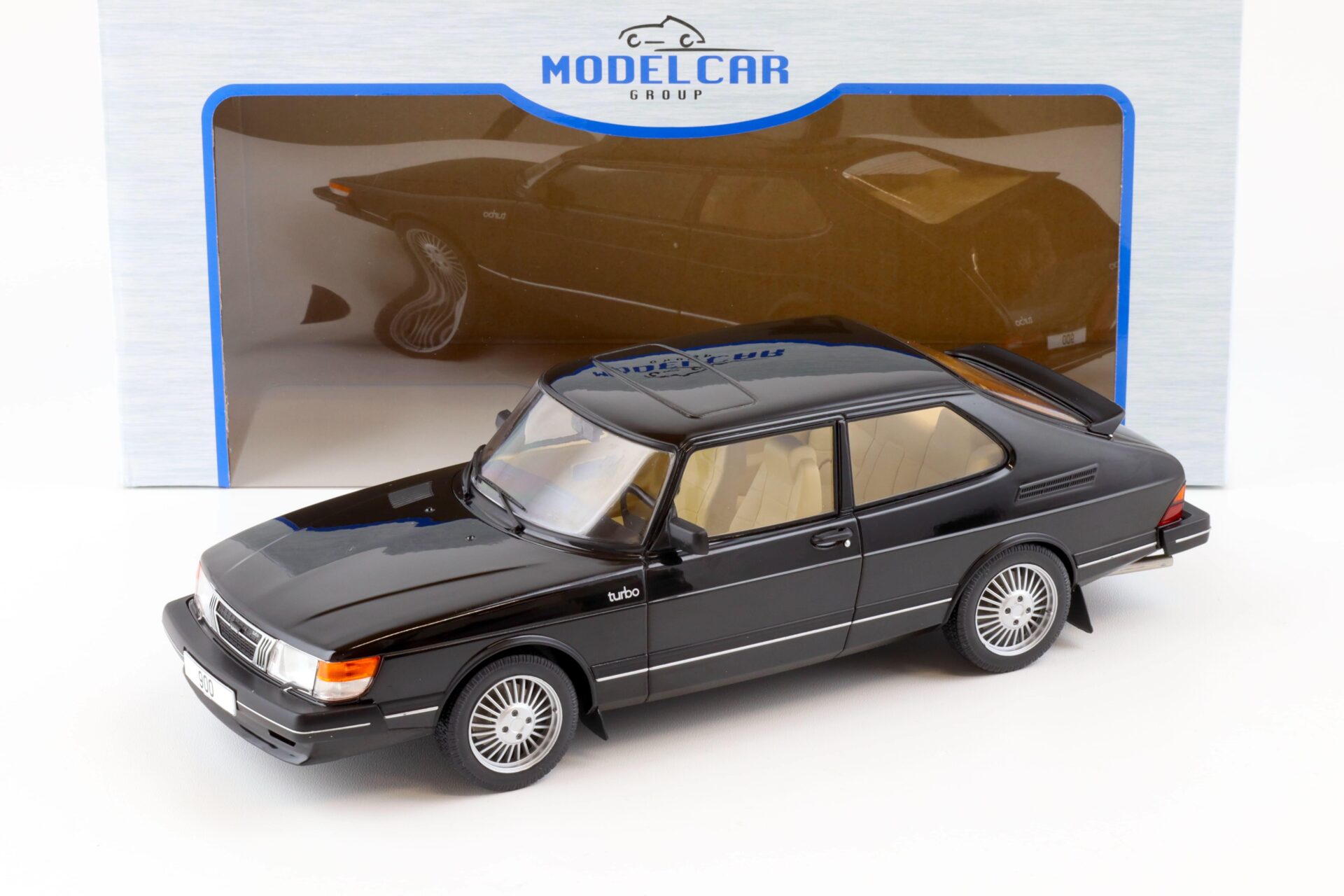 ID 80968 orig.jpg 1:18 MCG Saab 900 Turbo 3-doors black 1981