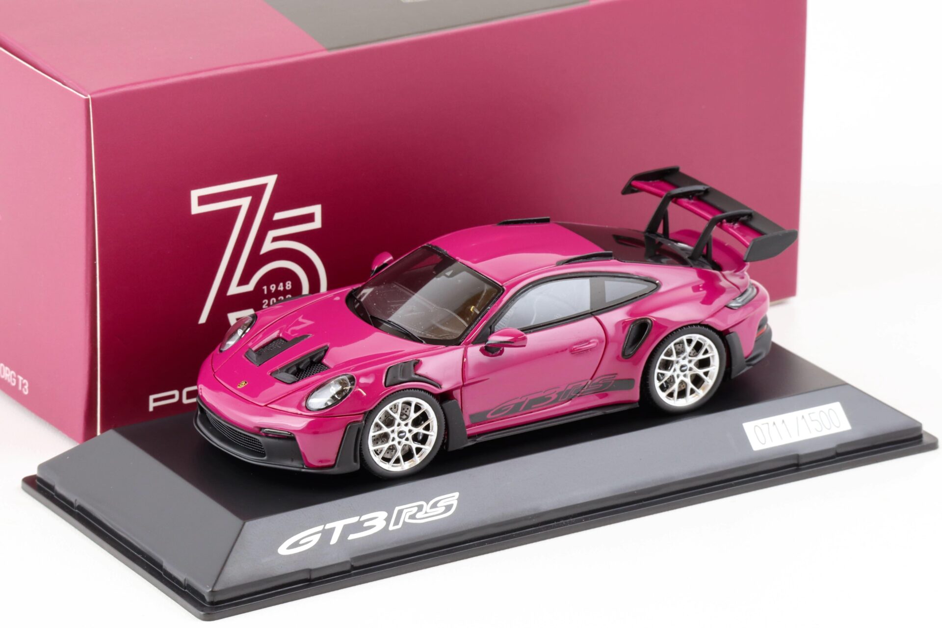 1:43 Spark Porsche 911 (992) GT3 RS 2022 Ruby Star red Limited WAP DEALER