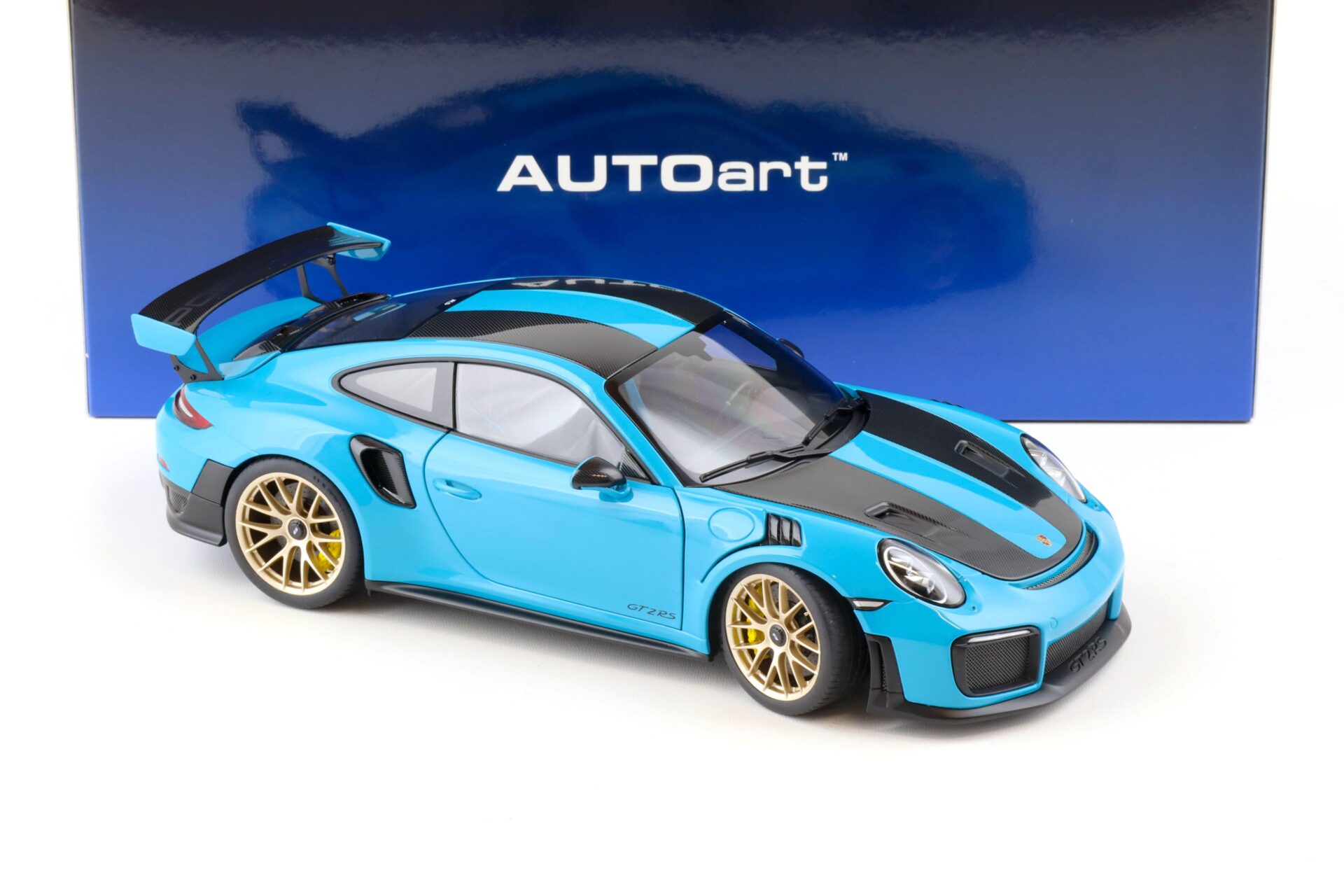 1:18 AUTOart Porsche 911 (991.2) GT2 RS 2017 Weissach Package Miami blue 78175
