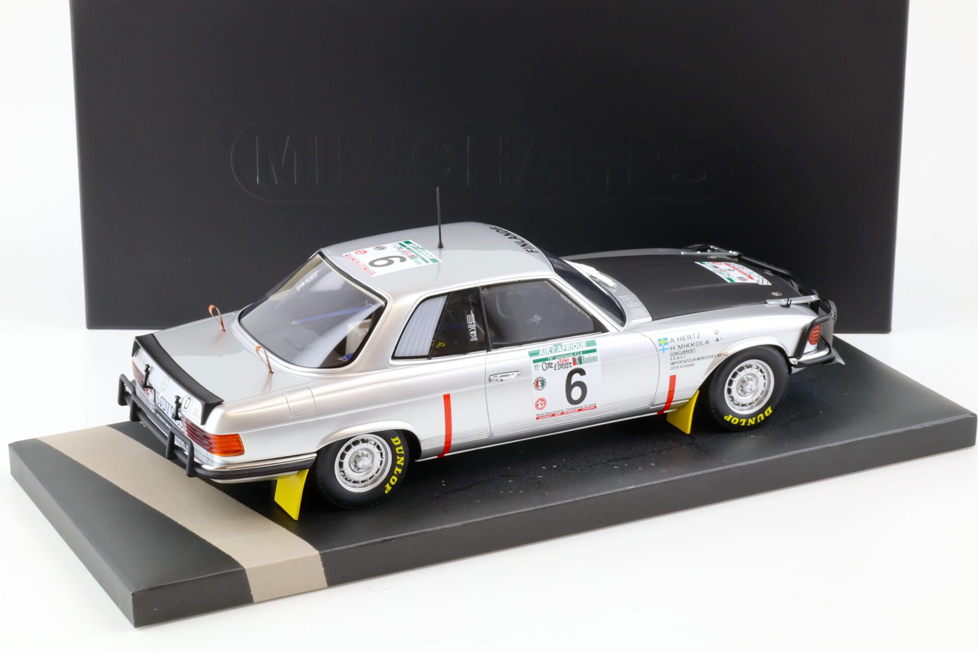 1:18 Minichamps Mercedes 450 SLC 5.0 Winner Mikkola / Hertz #6 Rally Bandama 1979