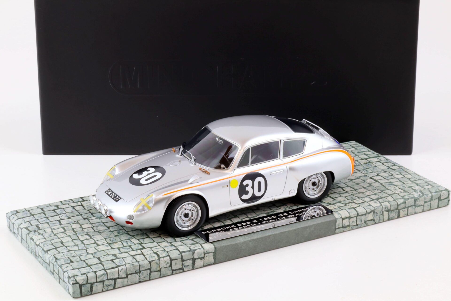 1:18 Minichamps Porsche 356 B 1600 GS Carrera GTL Abarth #30 - 24h Le Mans 1962
