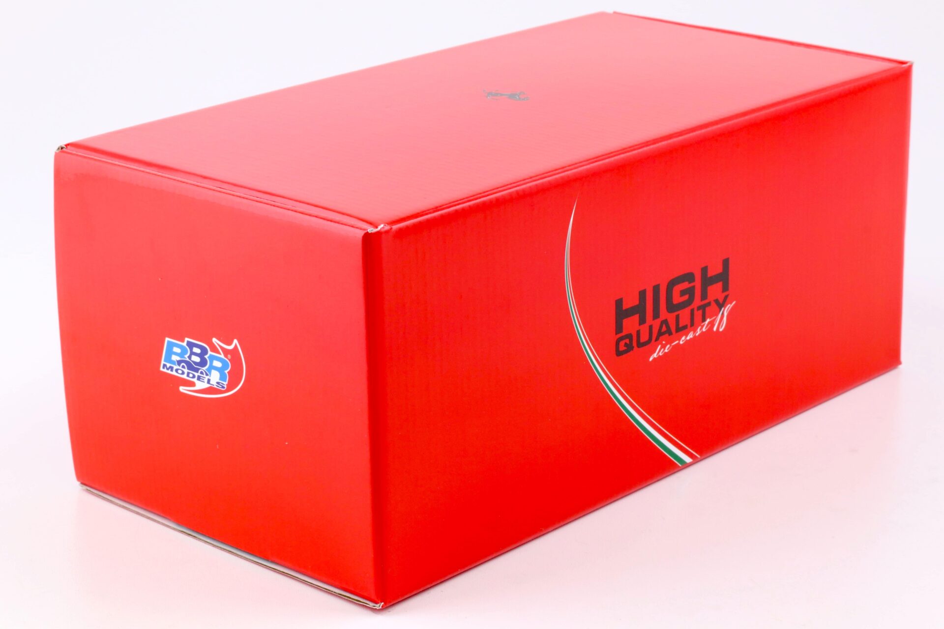 1:18 BBR Ferrari LaFerrari Aperta Rosso Corsa 322 red with display - Limited 349 pcs.