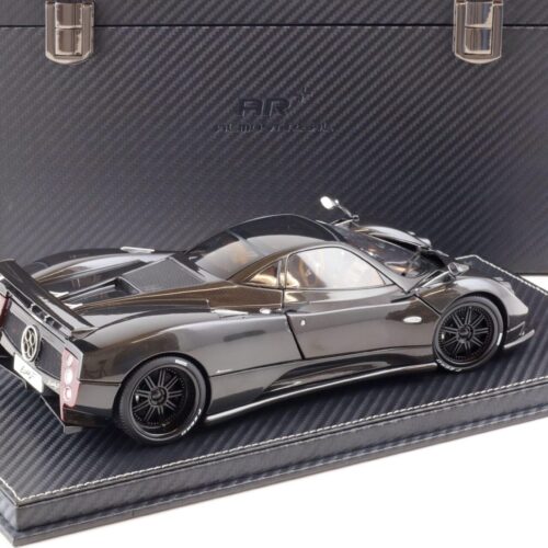 1:18 BBR Almost Real Pagani Zonda F Carbon Fiber with suitcase - Limited 100 pcs.