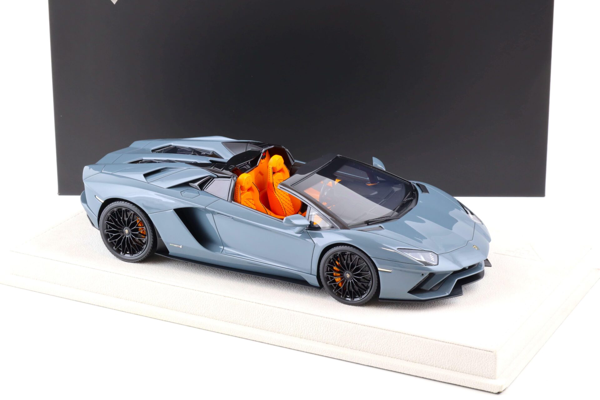 1:18 EIDOLON MAKE UP Lamborghini Aventador S Roadster Grigio Telesto - Limited 30 pcs.