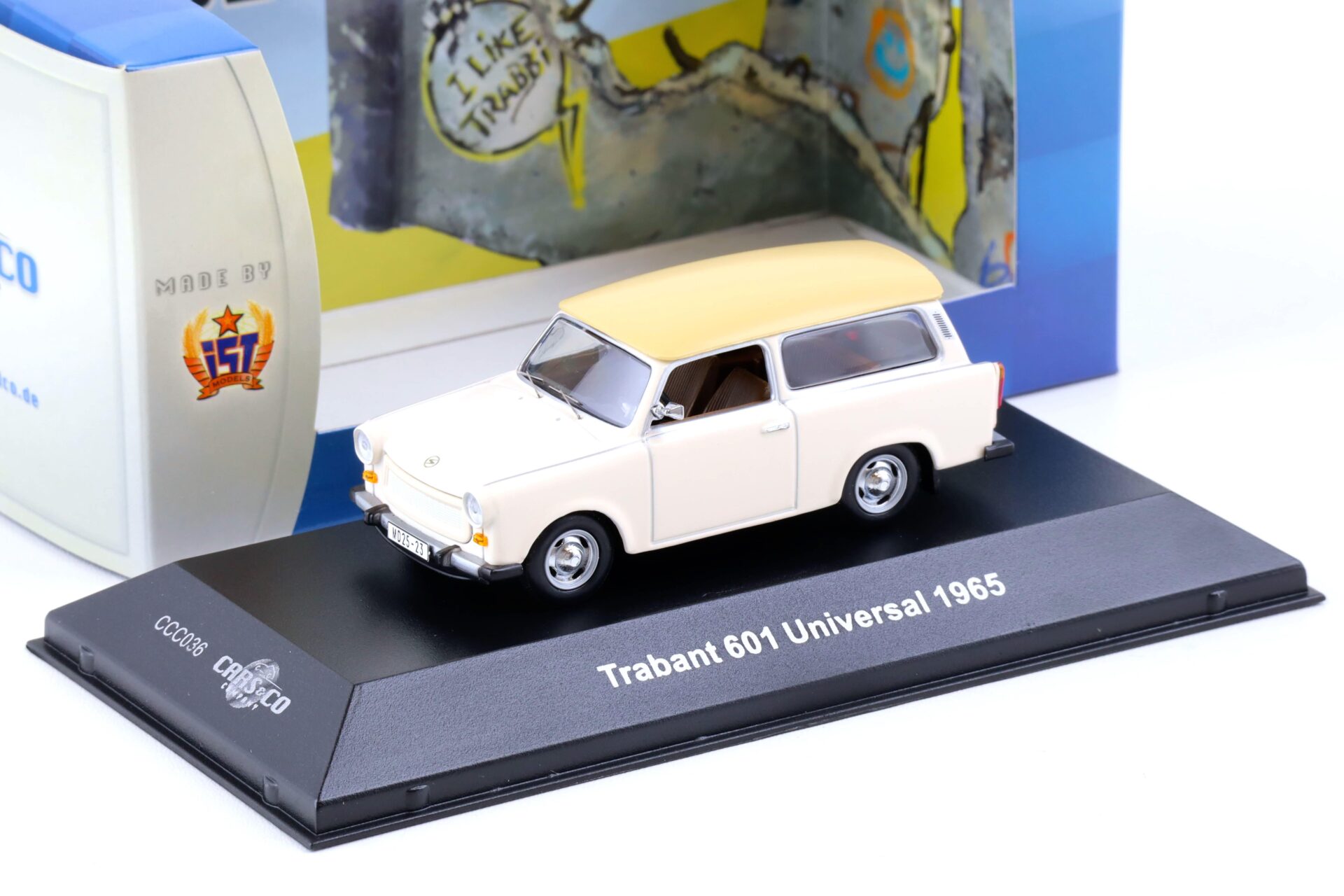 1:43 Cars&Co IST Trabant 601 Universal De Luxe 1965 beige/ brown